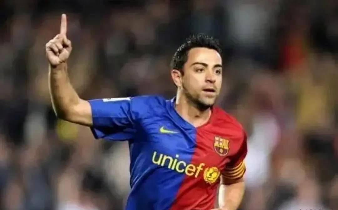 足坛80后球员排名发布：哈维第三，小罗第五，前二无出其右